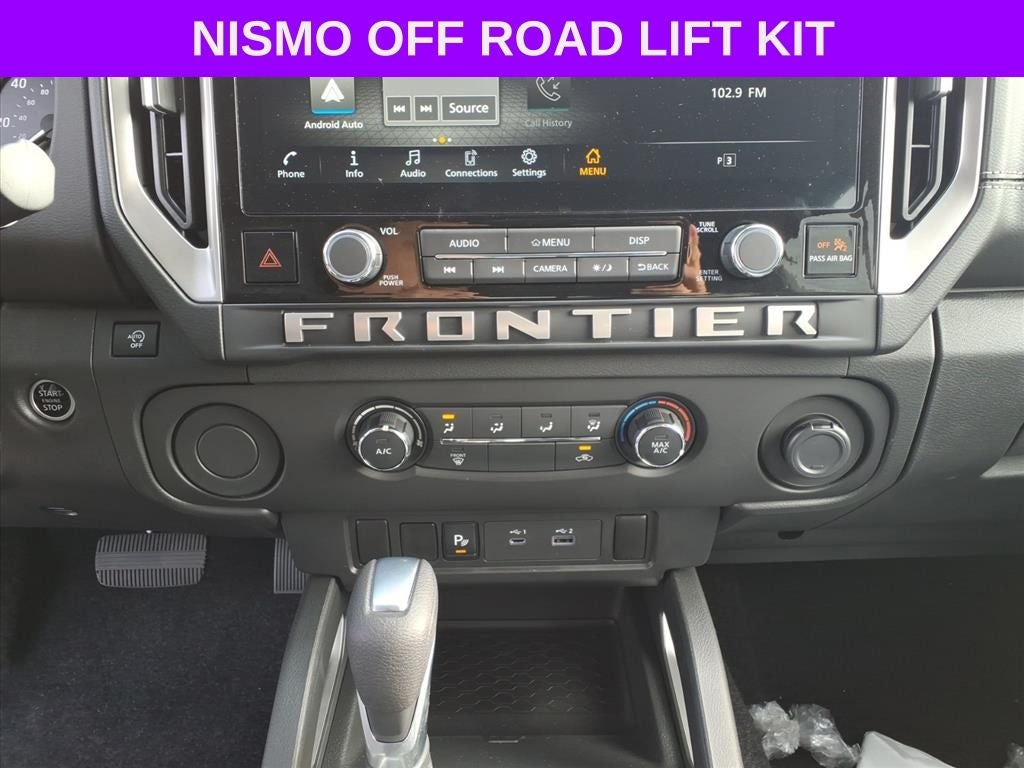 2025 Nissan Frontier SV