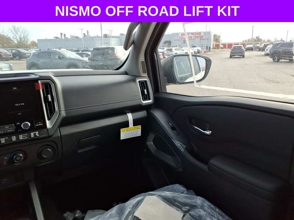 2025 Nissan Frontier SV
