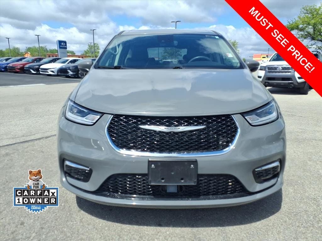 2023 Chrysler Pacifica Touring L