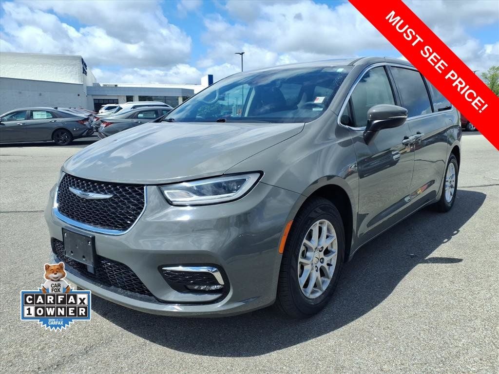 2023 Chrysler Pacifica Touring L