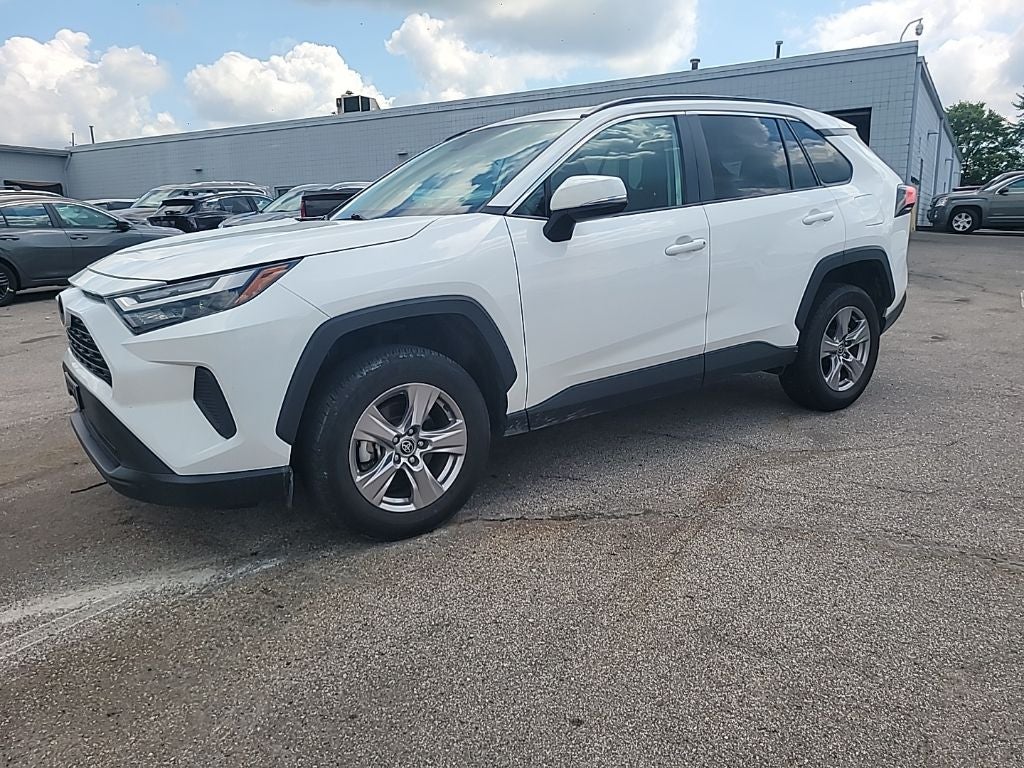 2025 Toyota RAV4 XLE
