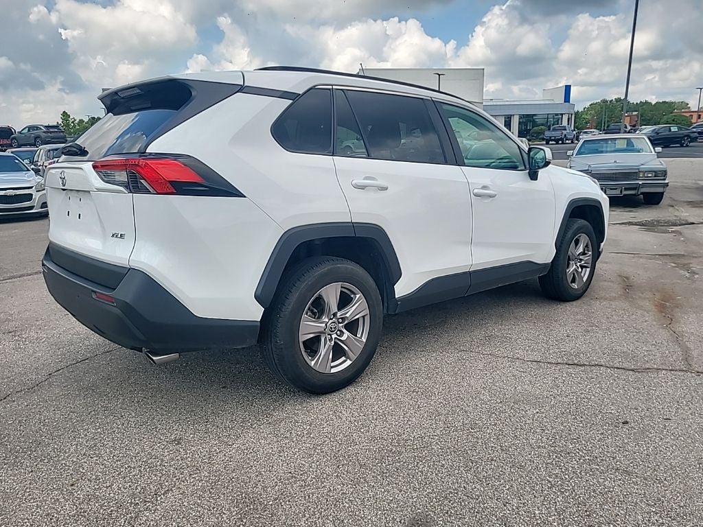 2025 Toyota RAV4 XLE