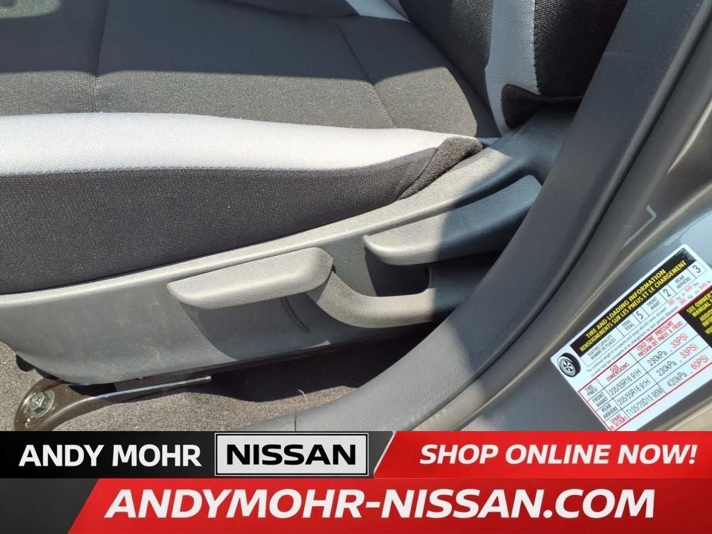 2025 Nissan Versa 1.6 S