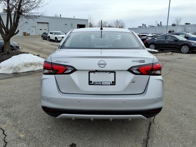 2025 Nissan Versa 1.6 S