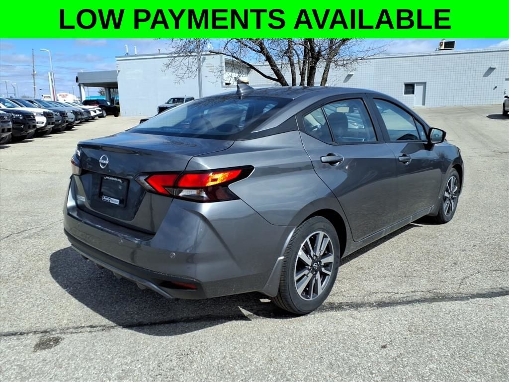 2025 Nissan Versa 1.6 SV