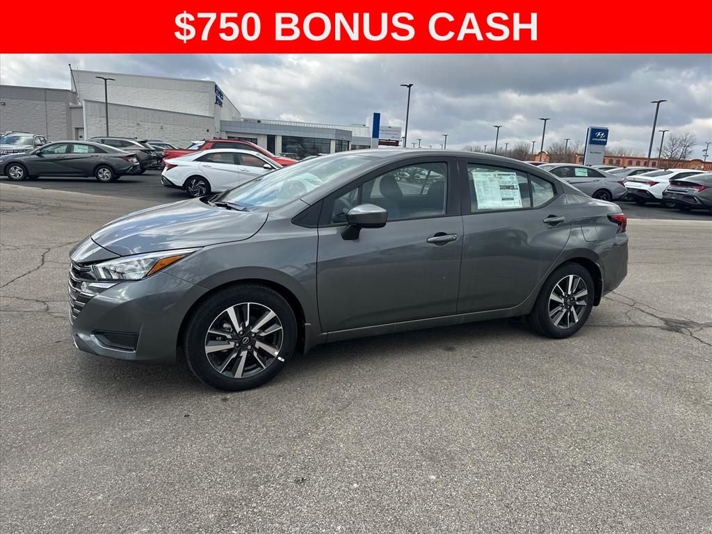2025 Nissan Versa 1.6 SV