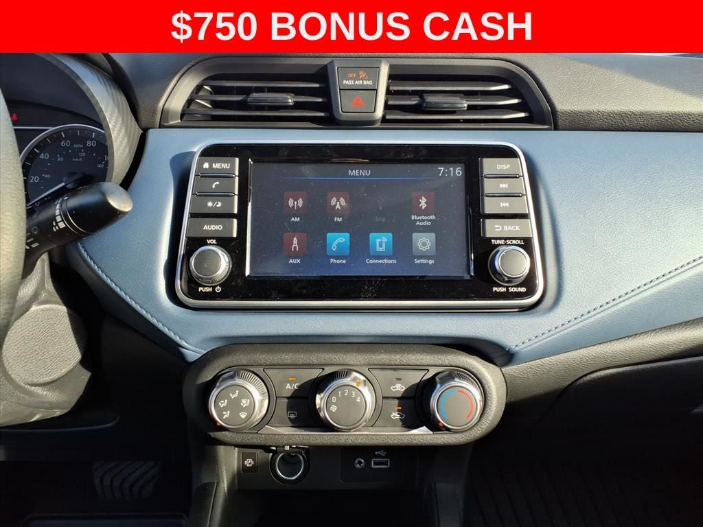 2025 Nissan Versa 1.6 SV