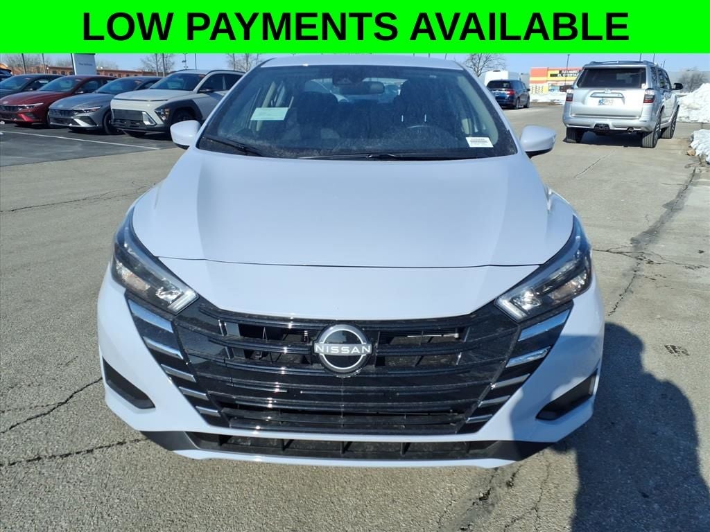 2025 Nissan Versa 1.6 SV