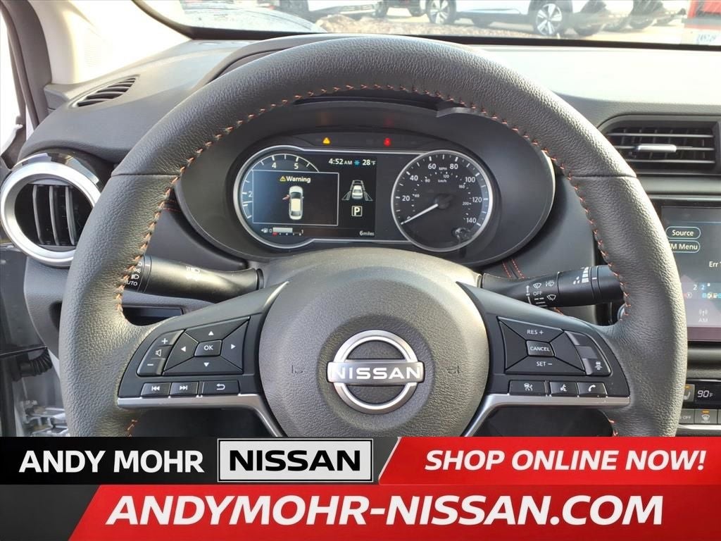 2025 Nissan Versa 1.6 SR