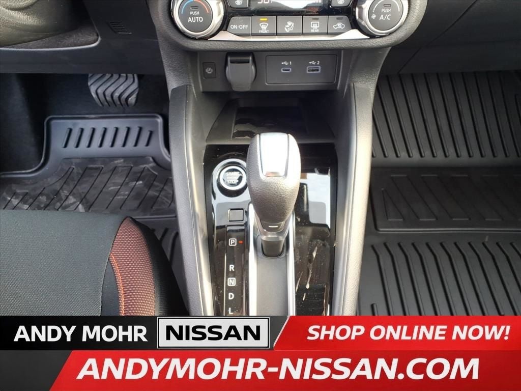 2025 Nissan Versa 1.6 SR