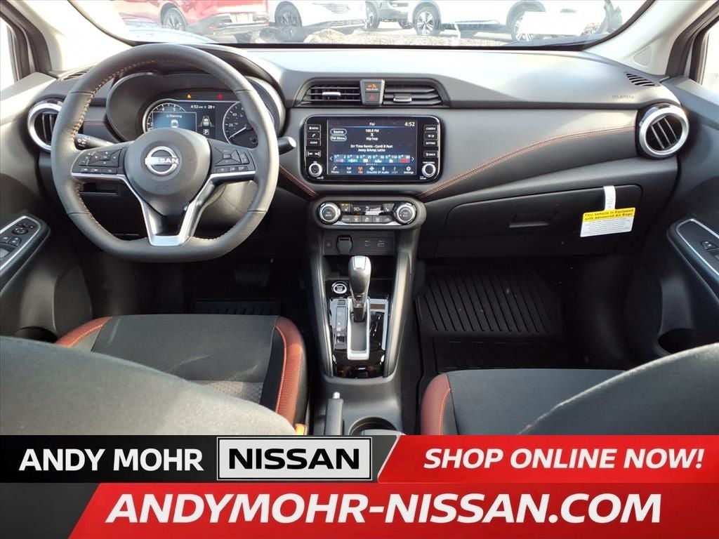 2025 Nissan Versa 1.6 SR