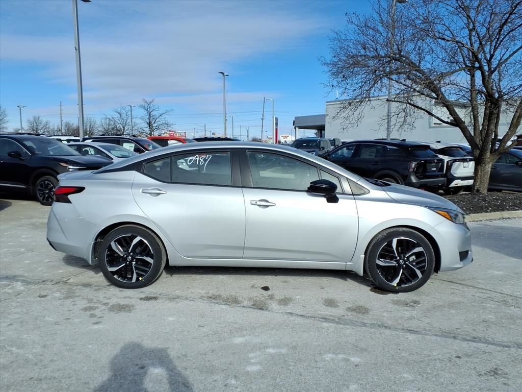 2025 Nissan Versa 1.6 SR