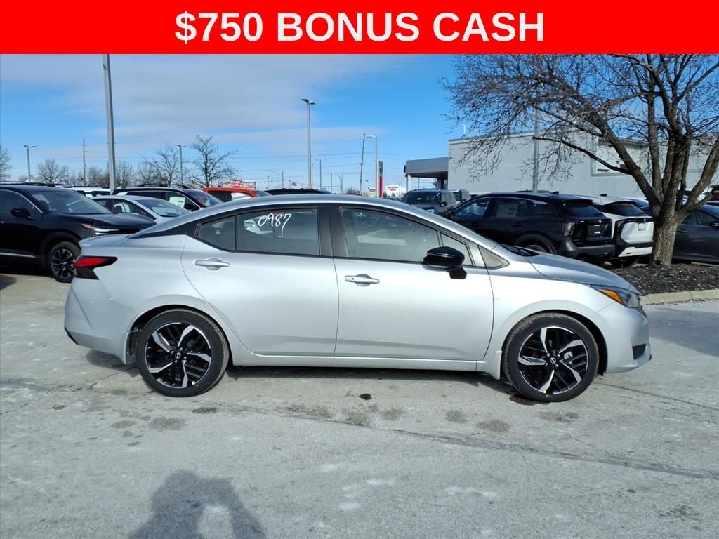 2025 Nissan Versa 1.6 SR