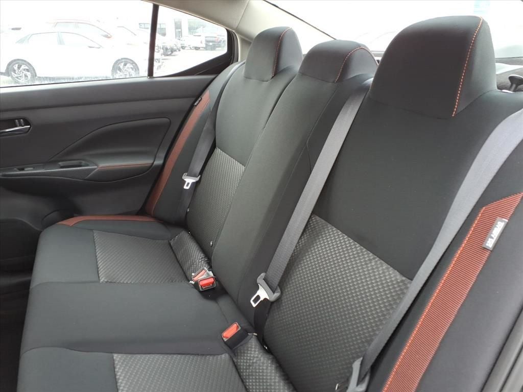 2025 Nissan Versa 1.6 SR