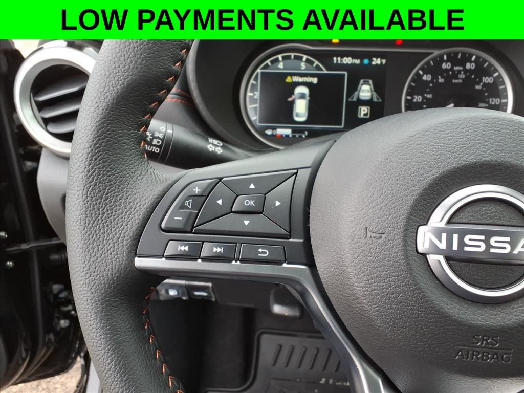 2025 Nissan Versa 1.6 SR