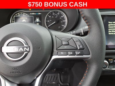 2025 Nissan Versa 1.6 SR