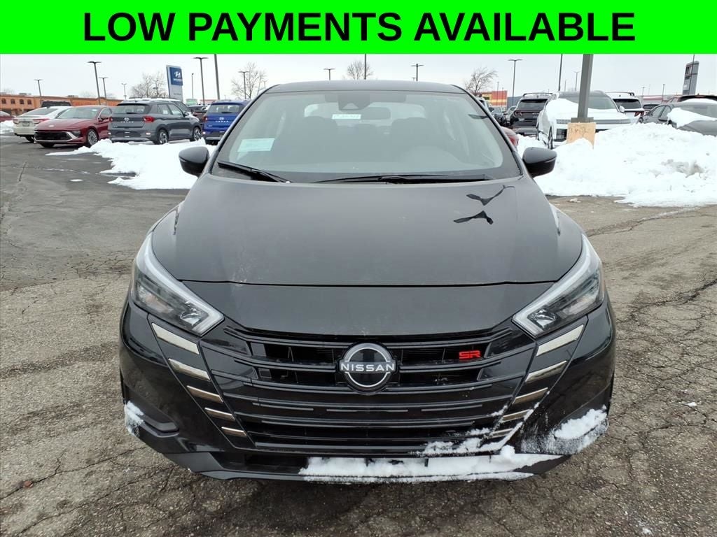 2025 Nissan Versa 1.6 SR