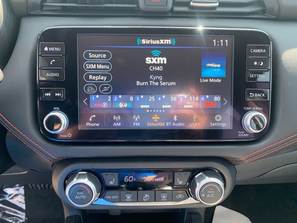 2025 Nissan Versa 1.6 SR