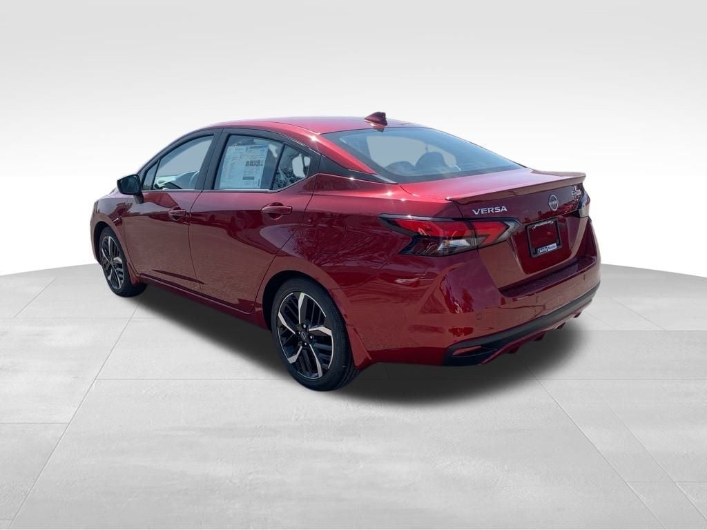2025 Nissan Versa 1.6 SR