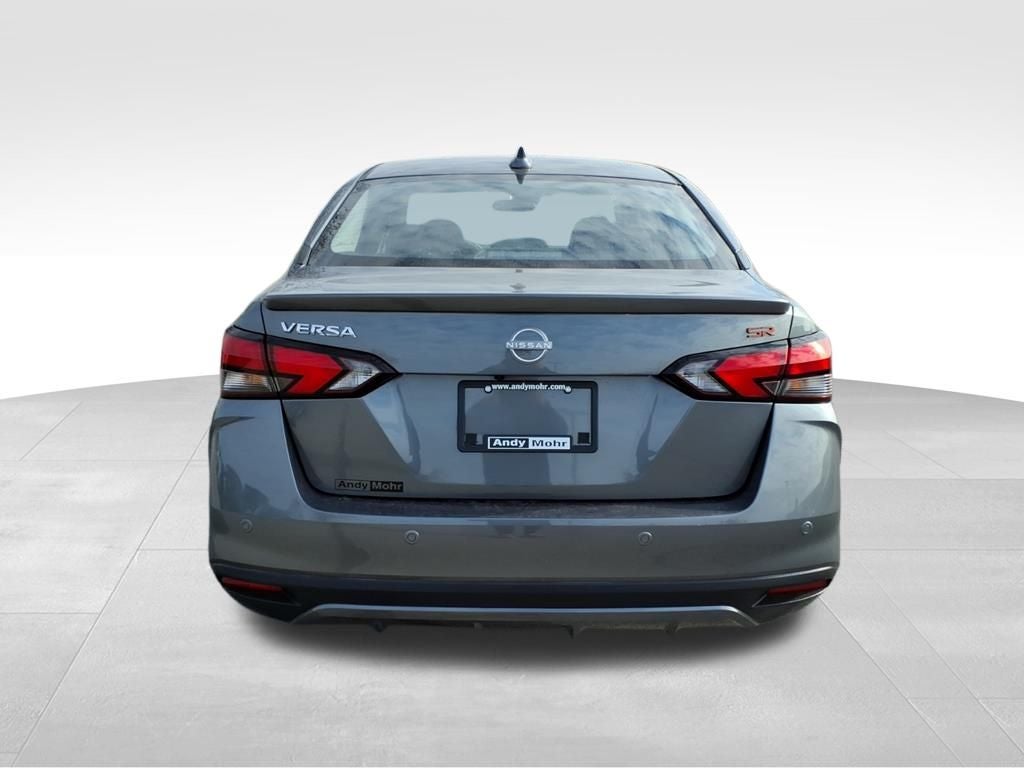 2025 Nissan Versa 1.6 SR