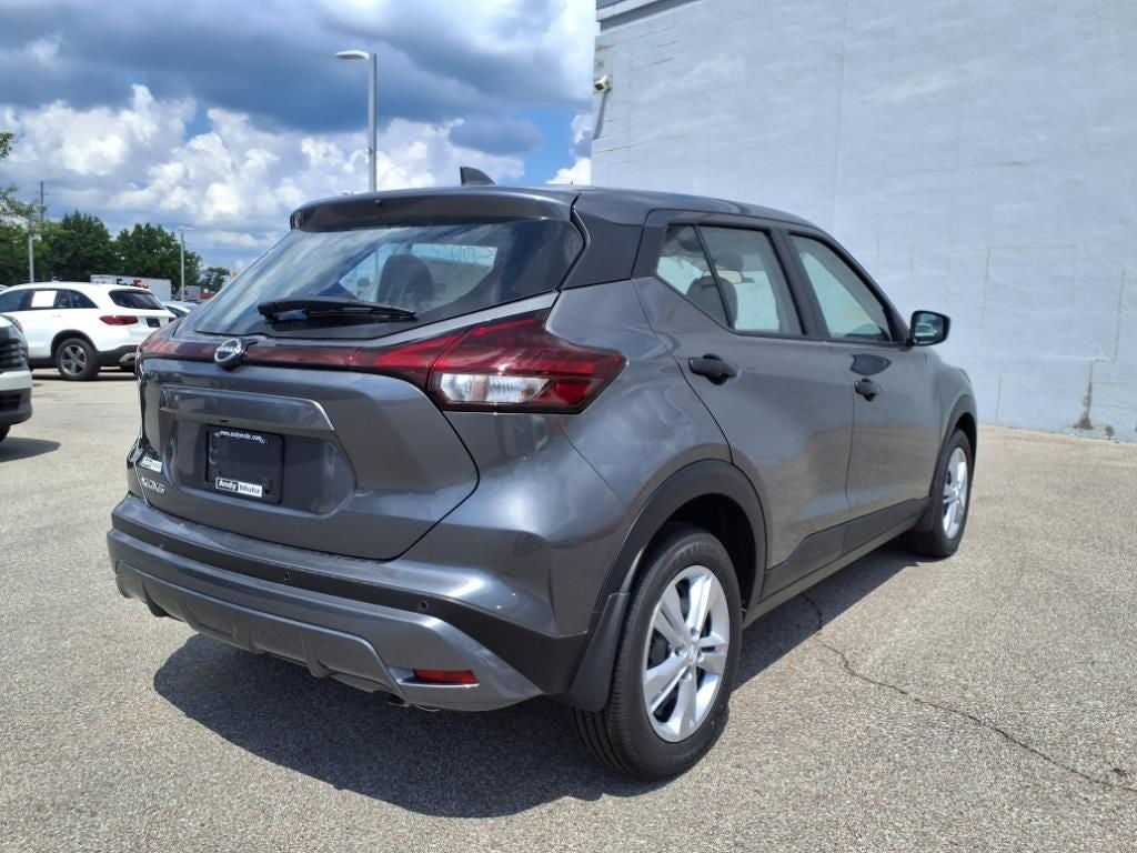 2025 Nissan Kicks Play S