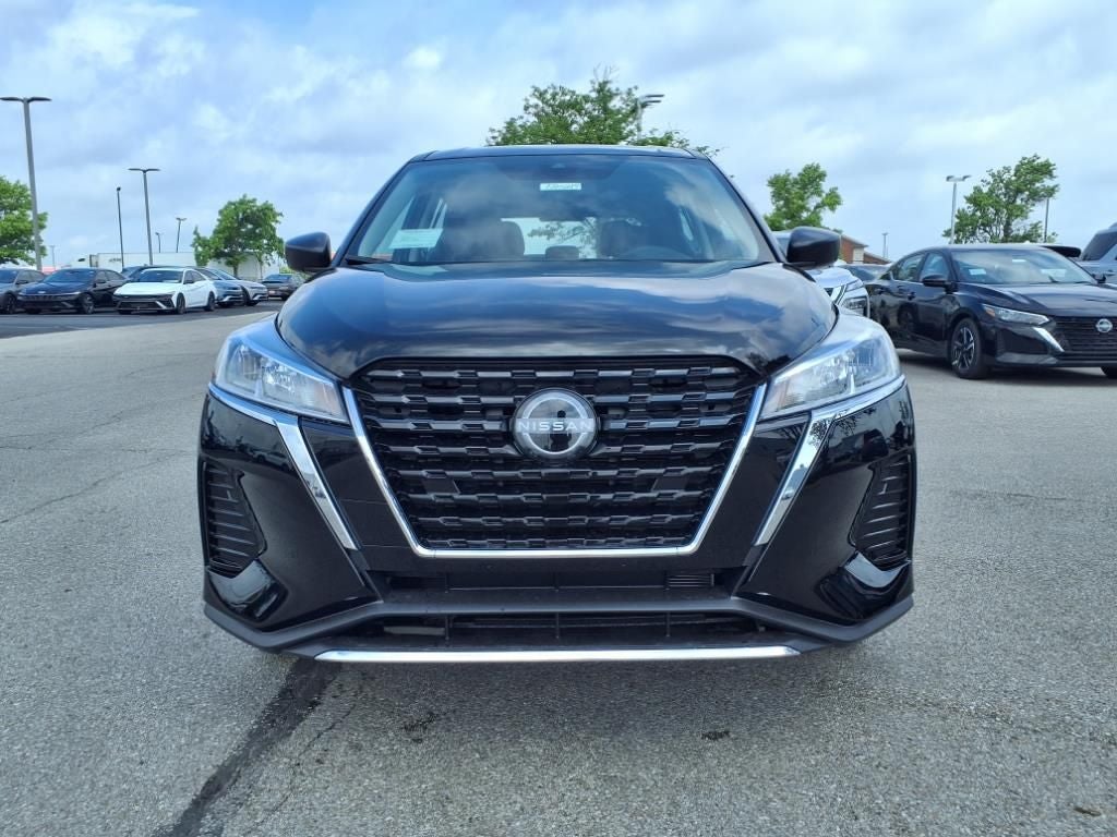 2025 Nissan Kicks Play S