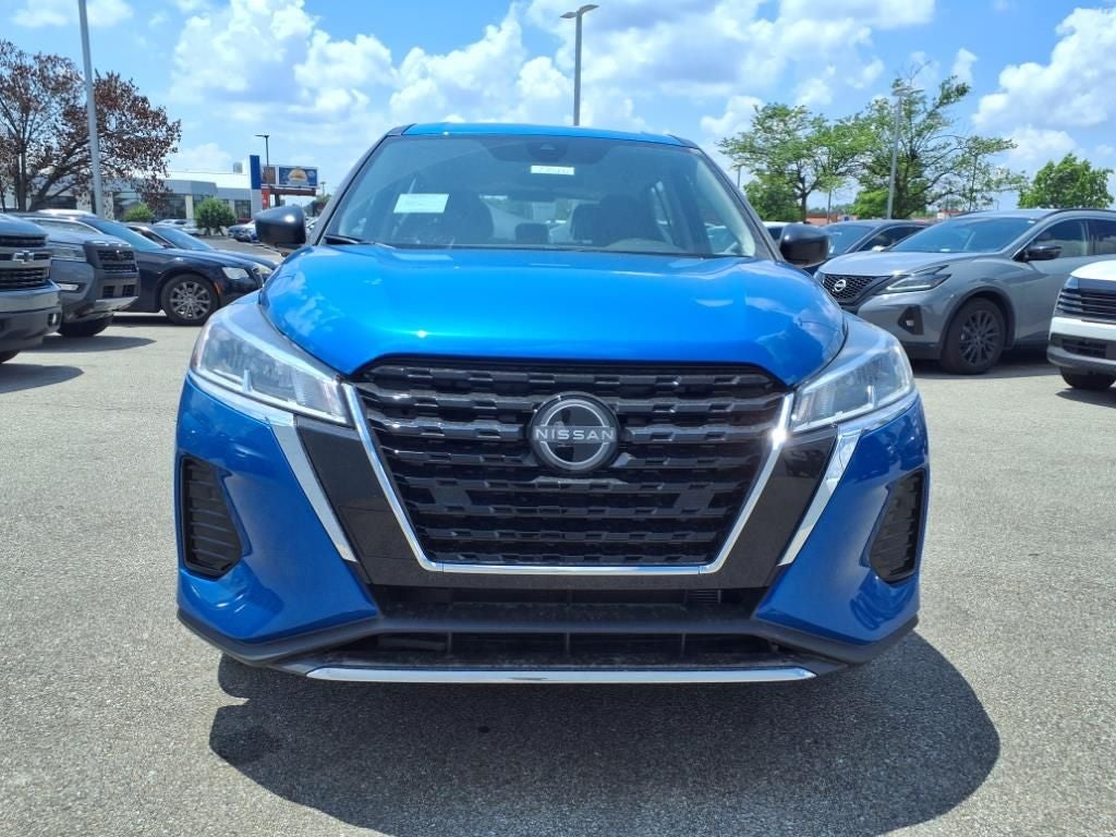 2025 Nissan Kicks Play S