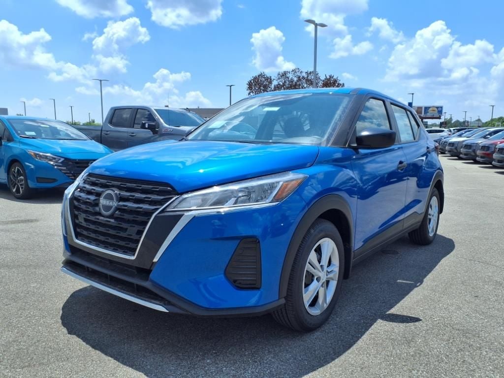 2025 Nissan Kicks Play S