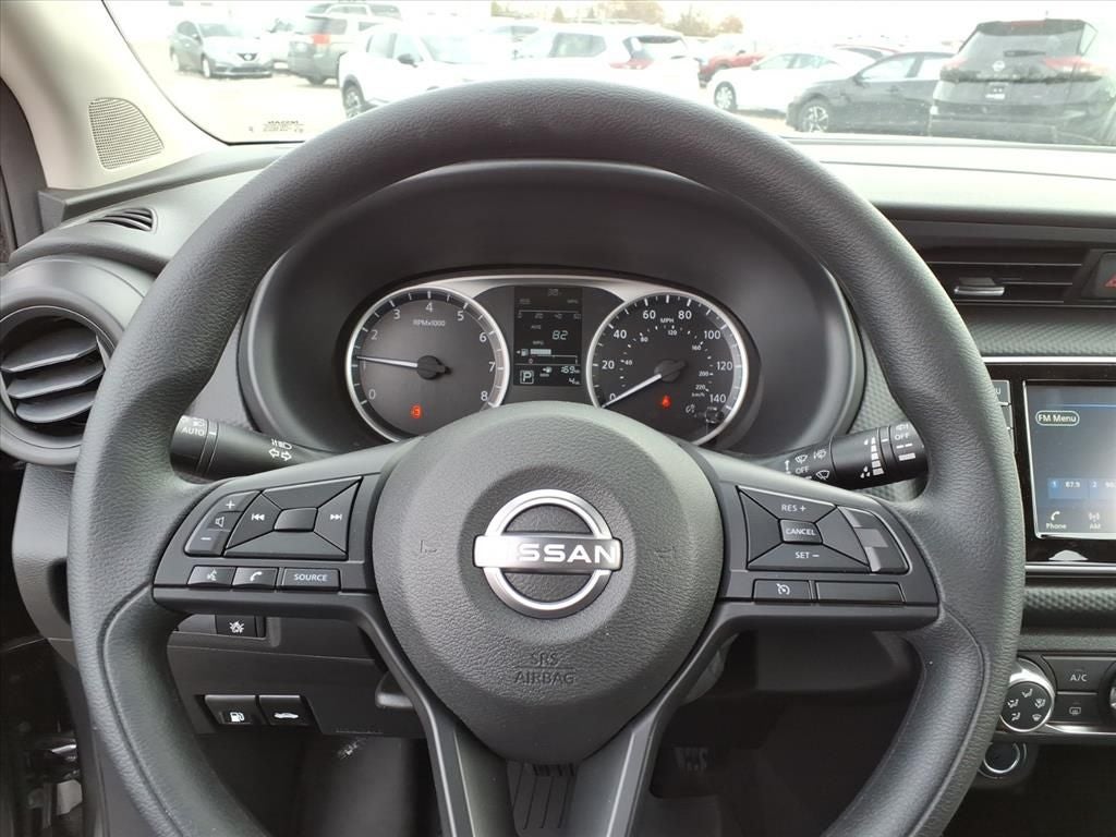 2025 Nissan Kicks Play S