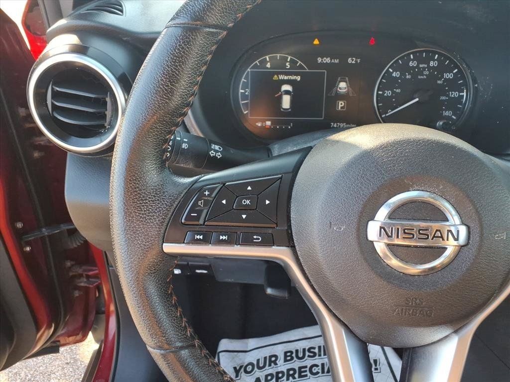 2021 Nissan Kicks SR