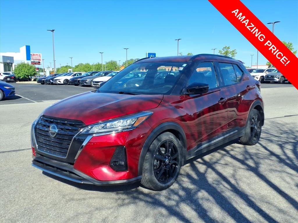 2021 Nissan Kicks SR