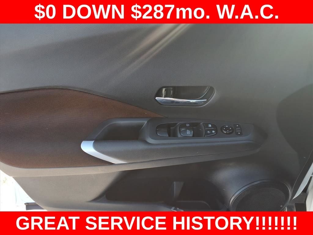 2022 Nissan Kicks SR