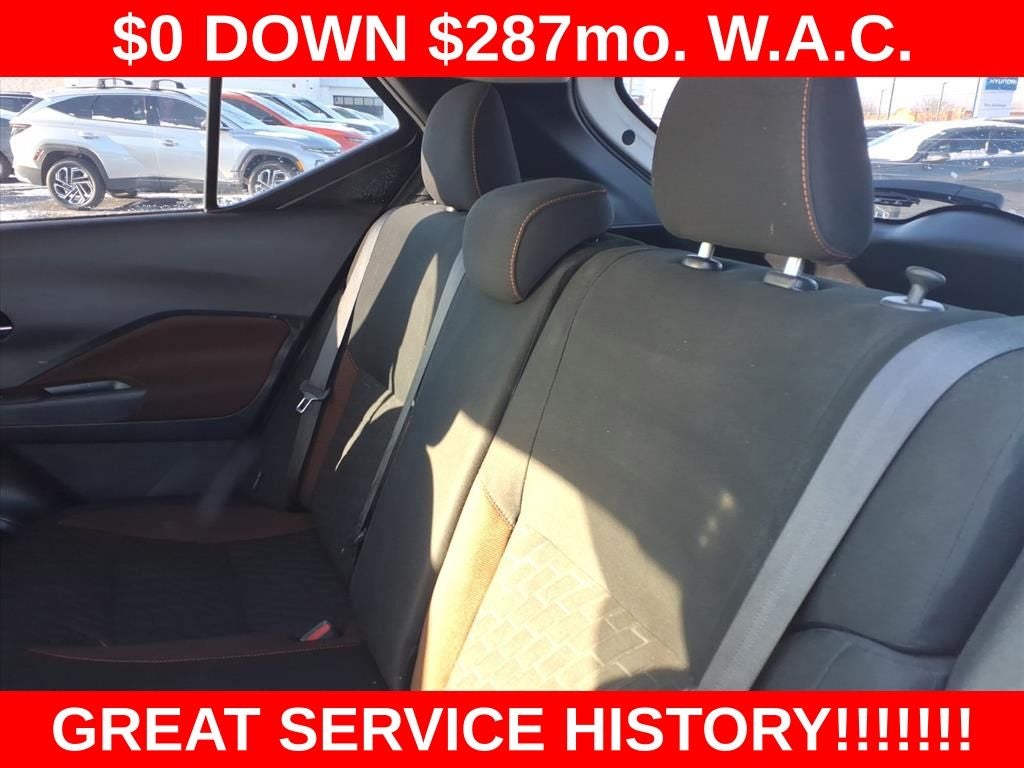 2022 Nissan Kicks SR