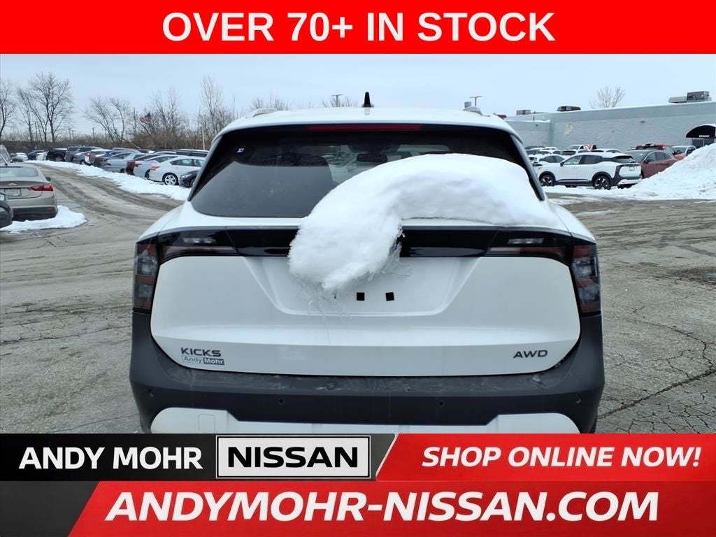 2026 Nissan Kicks SV