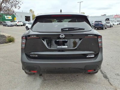 2025 Nissan Kicks SV