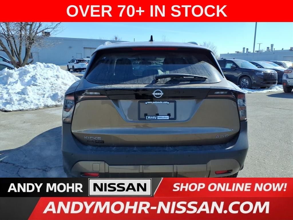 2026 Nissan Kicks SV