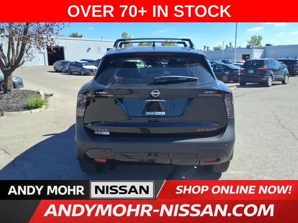 2026 Nissan Kicks SR