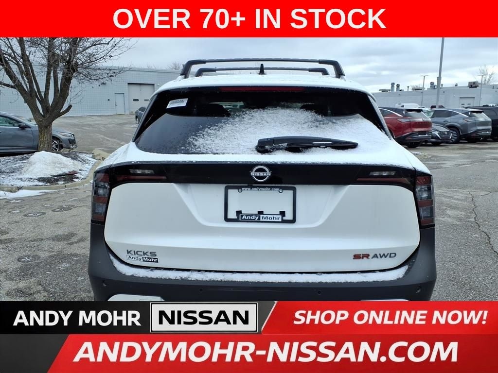 2026 Nissan Kicks SR