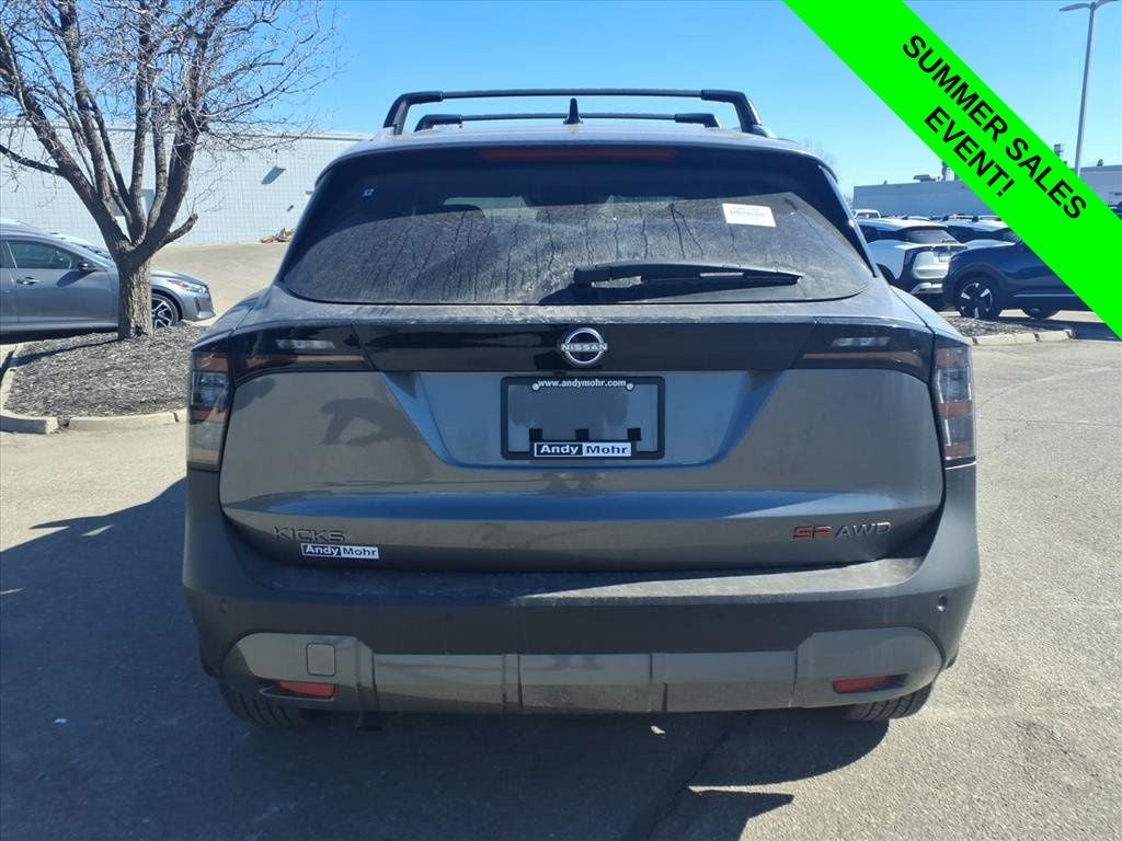 2026 Nissan Kicks SR