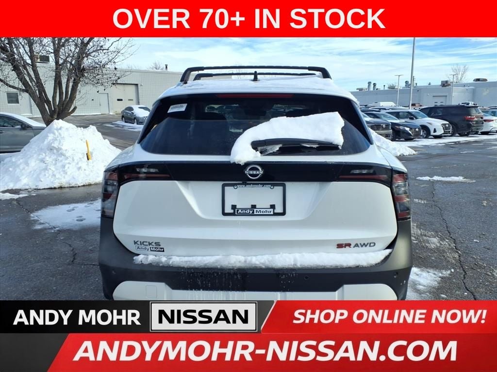 2026 Nissan Kicks SR