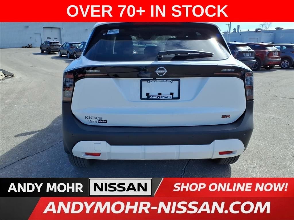 2026 Nissan Kicks SR