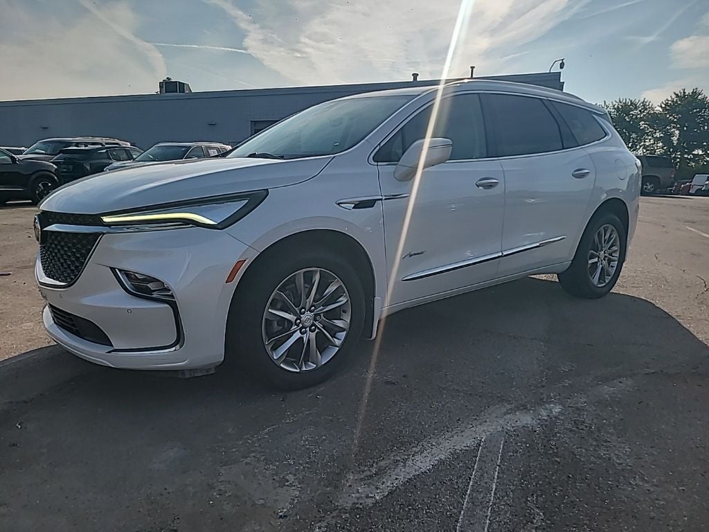 2022 Buick Enclave Avenir
