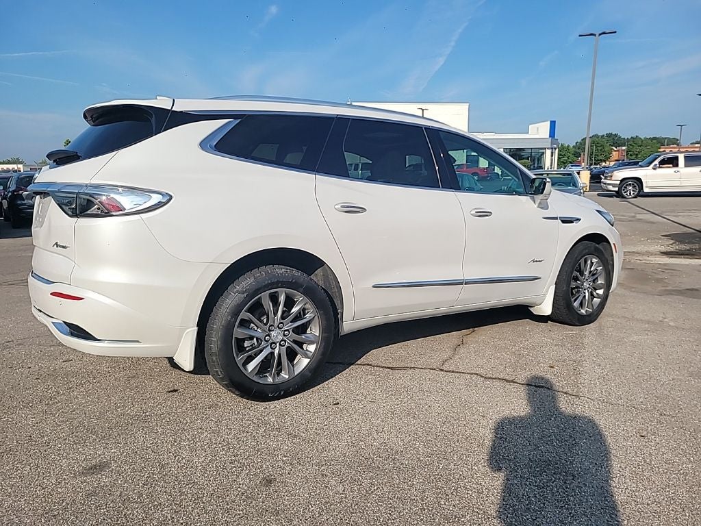 2022 Buick Enclave Avenir