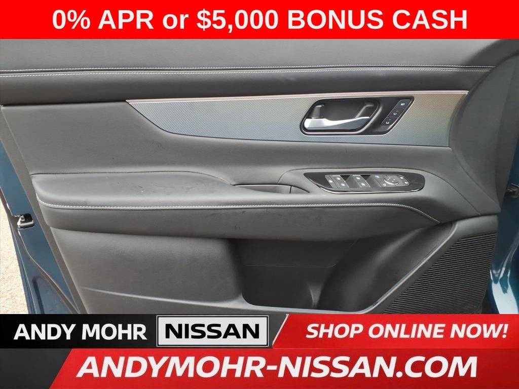 2025 Nissan Murano SL