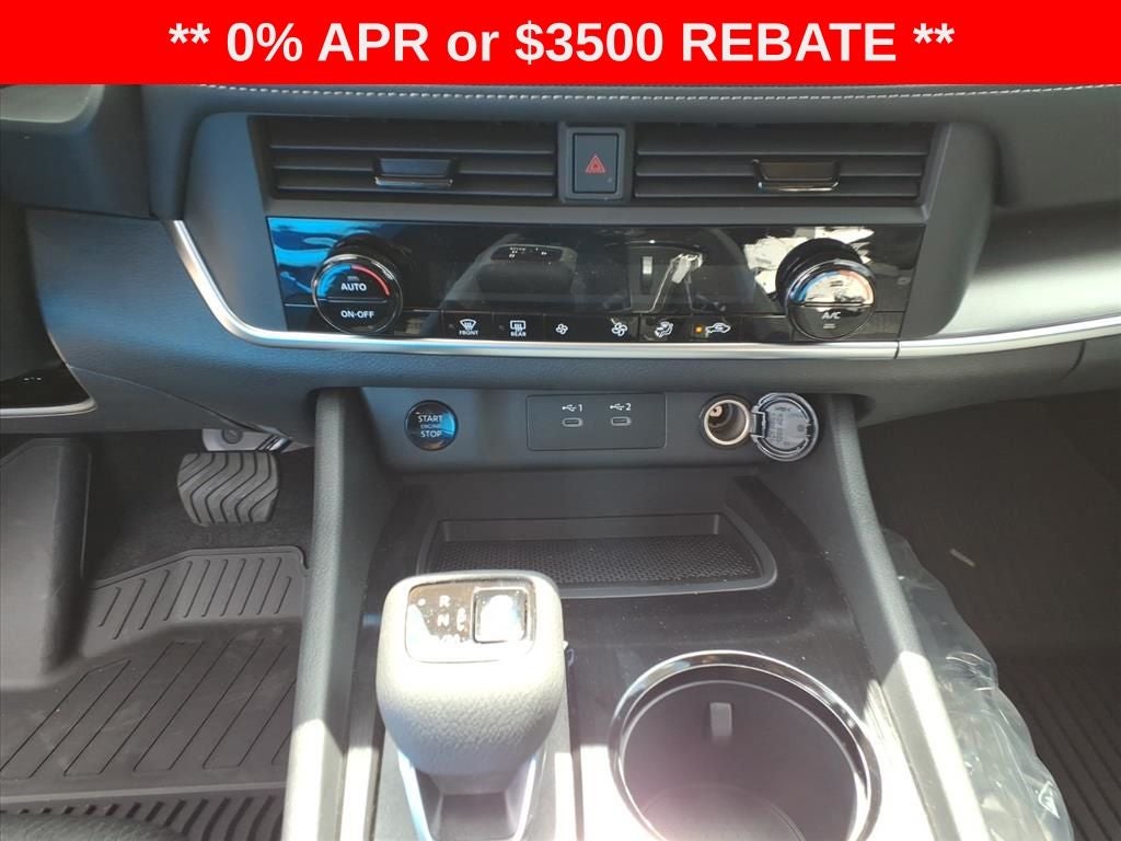 2026 Nissan Rogue SV