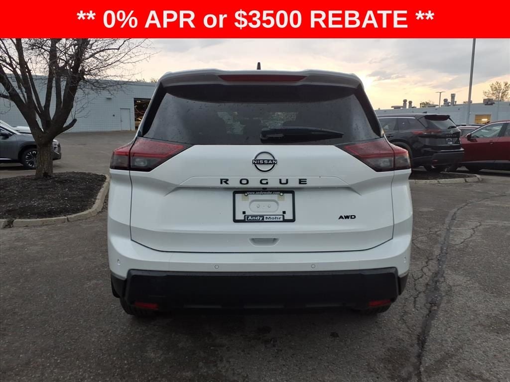 2026 Nissan Rogue Dark Armor