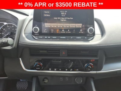 2026 Nissan Rogue SV