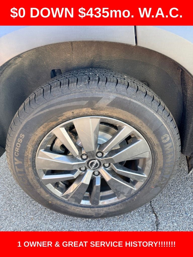 2022 Nissan Pathfinder SV