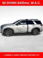 2022 Nissan Pathfinder SV