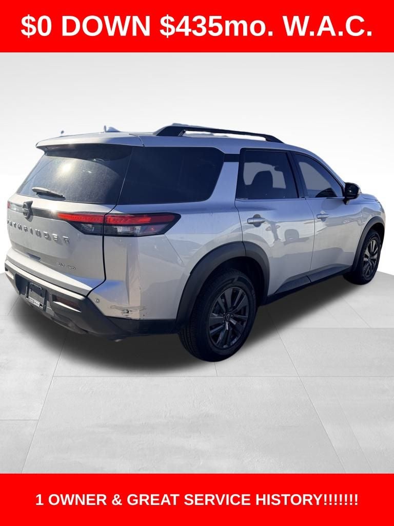 2022 Nissan Pathfinder SV